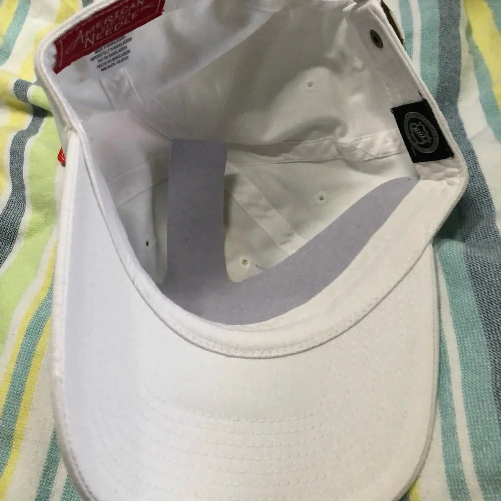 🆕 NHL Seattle Kraken White Adjustable Cap 719